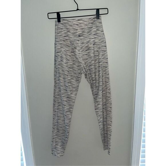 Tavi Medium Leggings Gray Striped - Picture 3 of 4